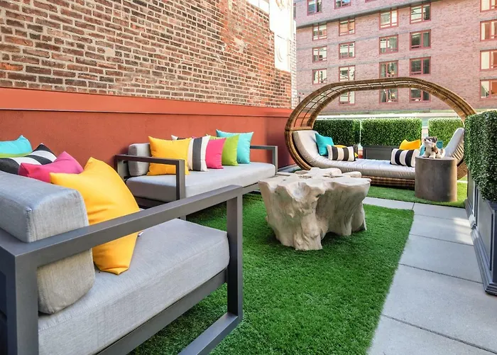 Staypineapple, An Artful , Midtown
